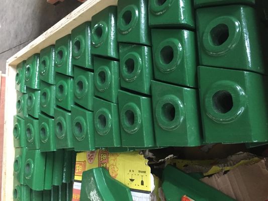 OEM Barmac VSI Crusher Wear Parts B6150SE B7150SE B9100SE를 위한 크롬 시험판 세트
