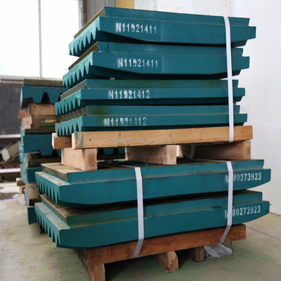 장점 높은 망간제 강 턱판 턱 쇄기 예비 부품 1000KG 무게