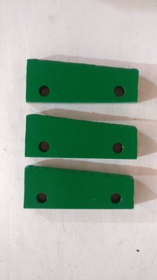 높은 망간제 강 Barmac B7150 VSI 크레셔 예비 부품 CNC 가공으로 트랙 플레이트