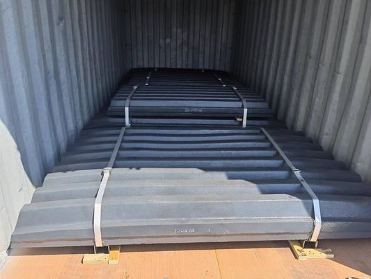 999KG 무게 CJ615 CJ815 턱 분쇄기 교체 소모 부품 광산 기계 OEM