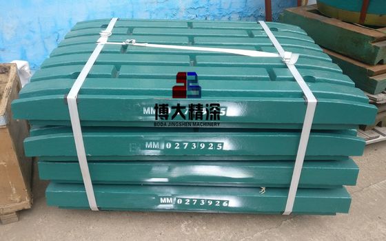 OEM C145 C150 턱 분쇄기 후용 부품에 용납되는 망간 스틸 턱판